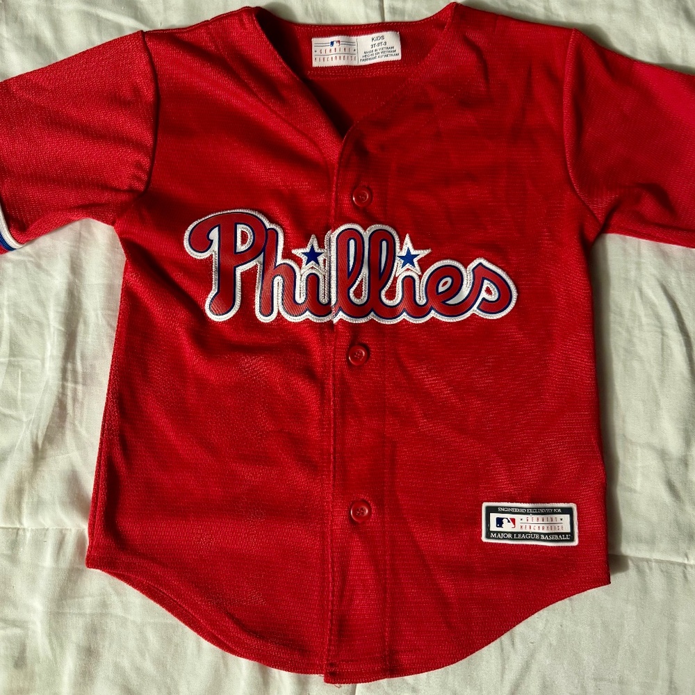 Phillies size 3T jersey